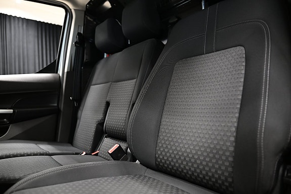 Ford Transit Connect 20 of 30