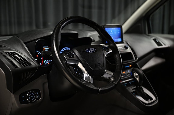 Ford Transit Connect 18 of 30