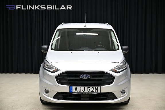 Ford Transit Connect 16 of 30