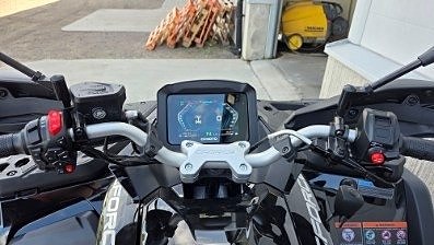 CFMOTO 850 Black Edtion 4 of 9