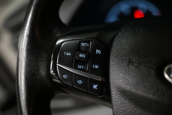 Ford Transit 26 of 27