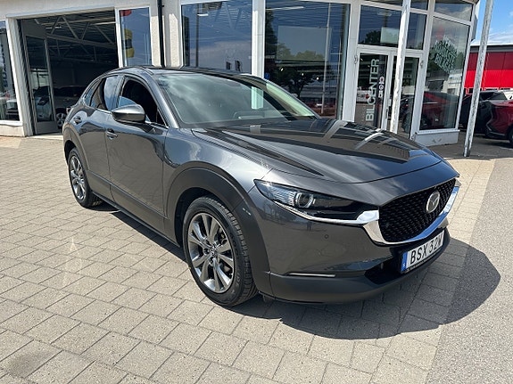Mazda CX-30 4 of 5