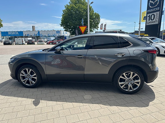 Mazda CX-30 9 of 24