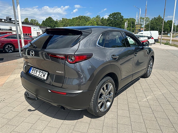 Mazda CX-30 6 of 24