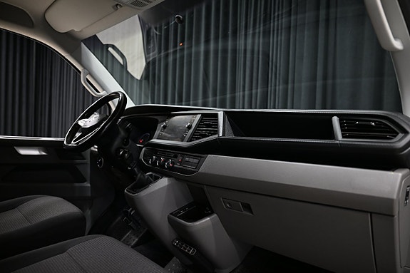 Volkswagen Transporter 28 of 30