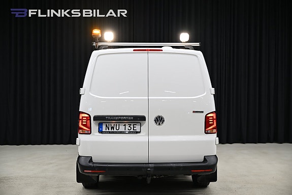Volkswagen Transporter 19 of 30