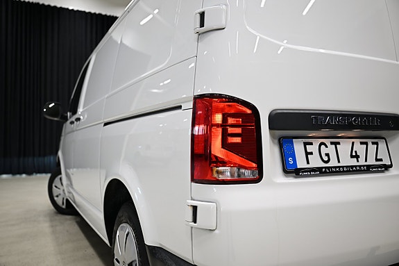 Volkswagen Transporter 17 of 30