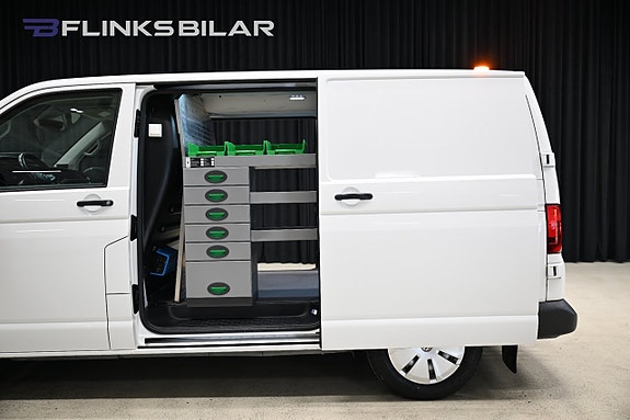 Volkswagen Transporter 6 of 30