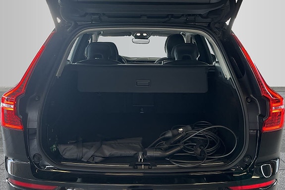 Volvo XC60 9 of 16