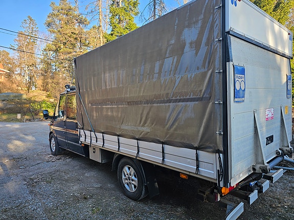 Ford Transit 3 of 5