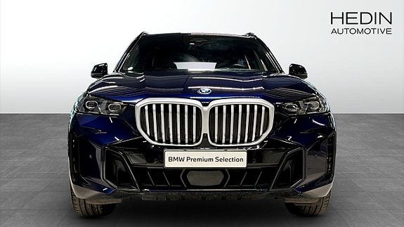 BMW X5 M 8 of 10