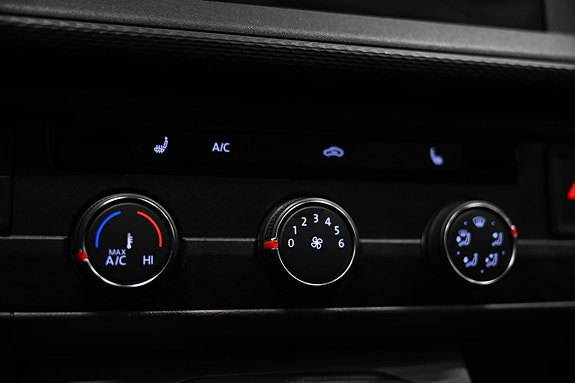 Volkswagen Transporter 26 of 30