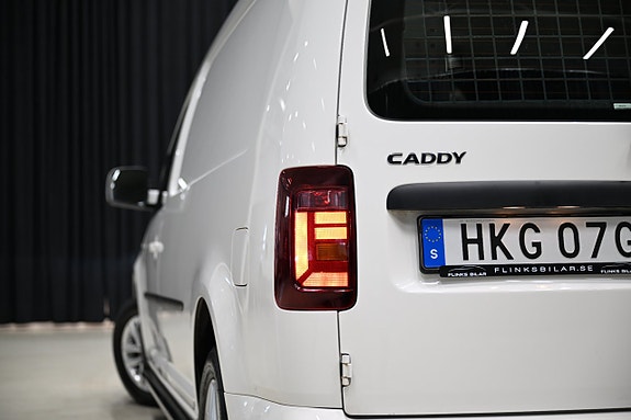 Volkswagen Caddy Maxi 13 of 30