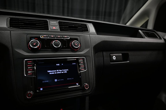 Volkswagen Caddy Maxi 25 of 30