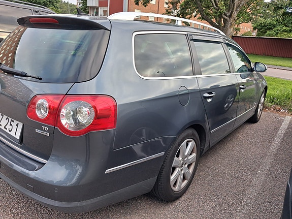 Volkswagen Passat 4 of 5