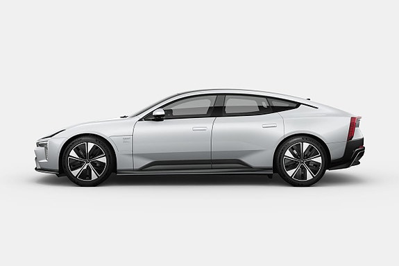 Polestar 5 2 of 23