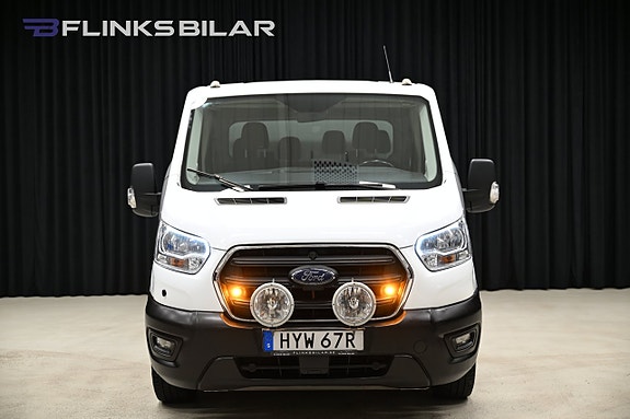 Ford Transit 13 of 30