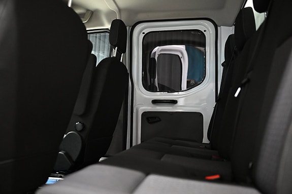 Ford Transit 19 of 30