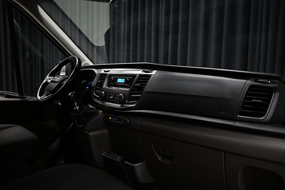 Ford Transit 30 of 30