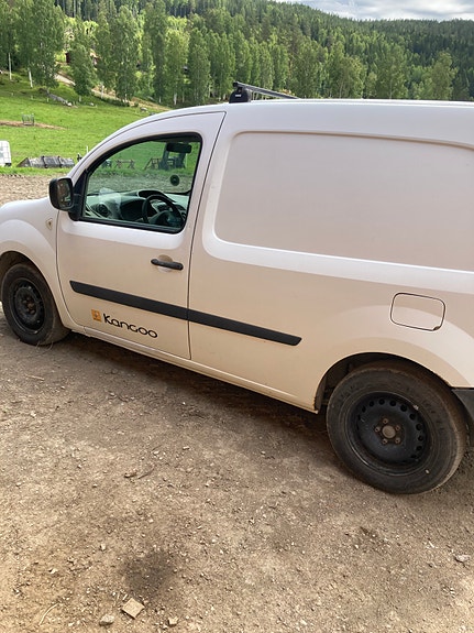 Renault Kangoo Express 2 of 5