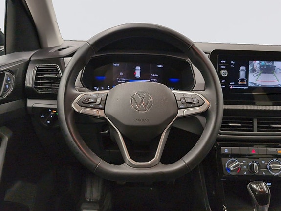 Volkswagen T-Cross 10 of 16