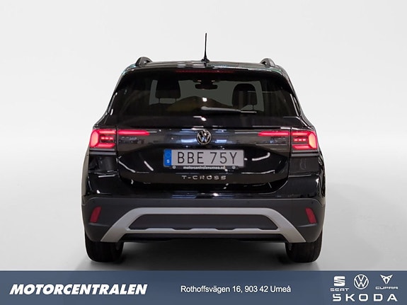 Volkswagen T-Cross 4 of 16