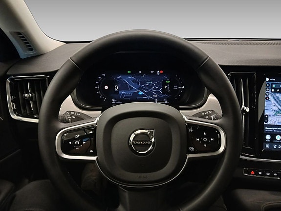 Volvo V90 8 of 16