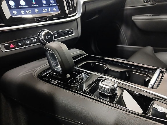 Volvo V90 13 of 16