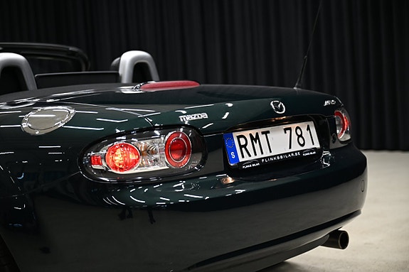 Mazda MX-5 8 of 23