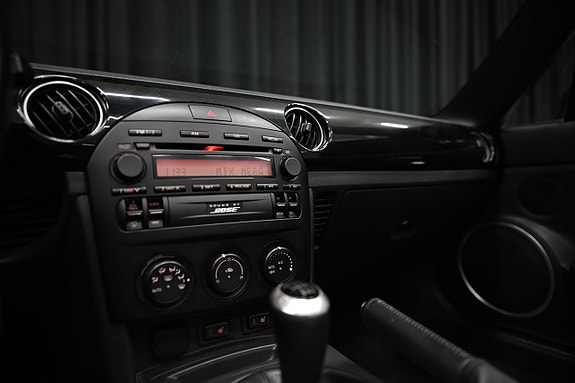 Mazda MX-5 18 of 23