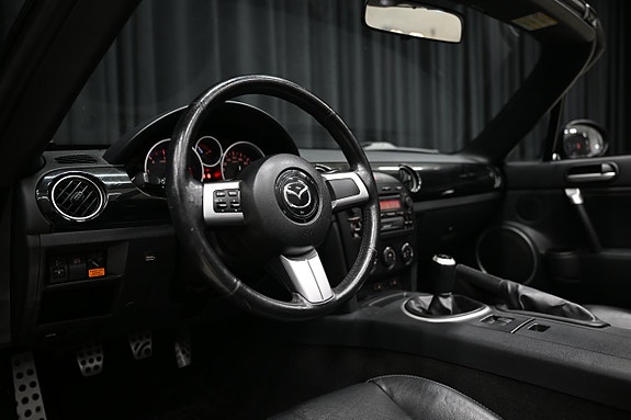 Mazda MX-5 14 of 23