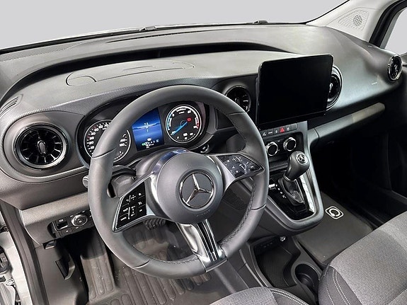 Mercedes-Benz eCitan 8 of 16