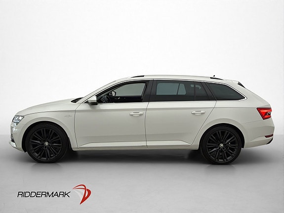 Skoda Superb 2 of 5