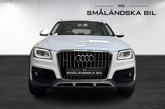 Audi Q5 2 of 5