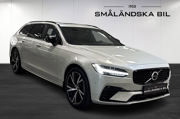 Volvo V90 2 of 5