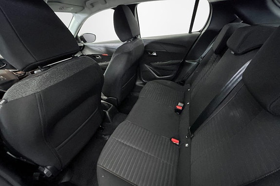 Peugeot 208 6 of 11