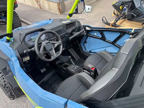 Polaris RZR Trail S 1000 SPORT 16 of 17