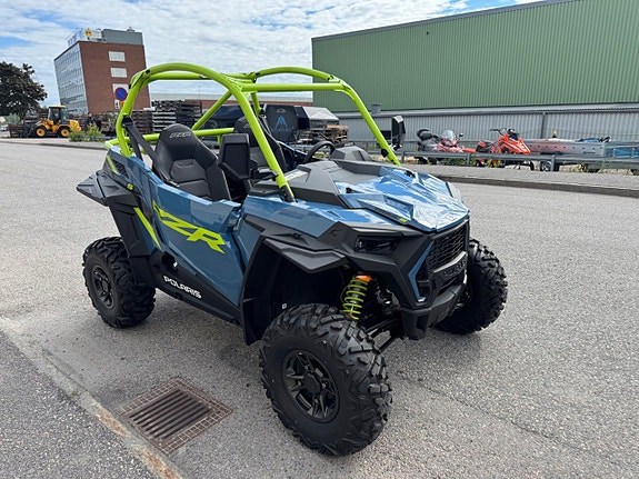 Polaris RZR Trail S 1000 SPORT 12 of 17