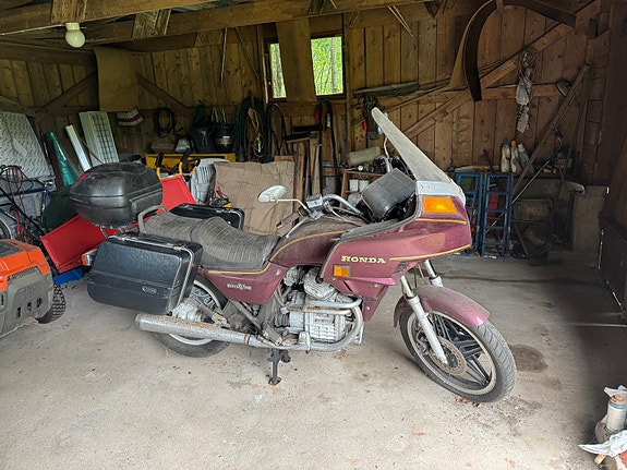 Honda GL 500 D PC02 2 of 5