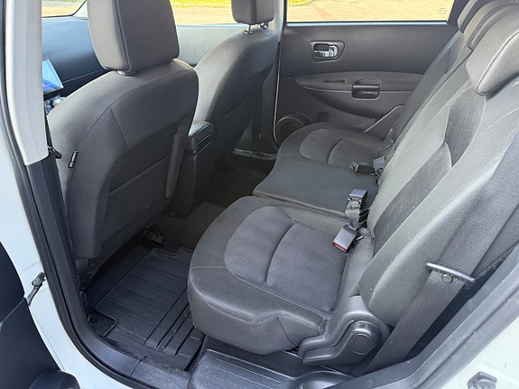 Nissan Qashqai+2 6 of 9