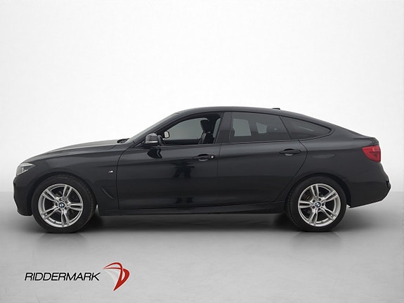 BMW 320d 4 of 5