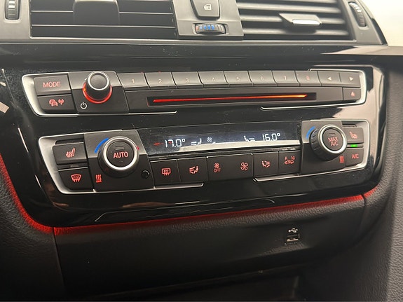 BMW 320d 24 of 30