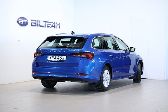 Skoda Octavia 2 of 5