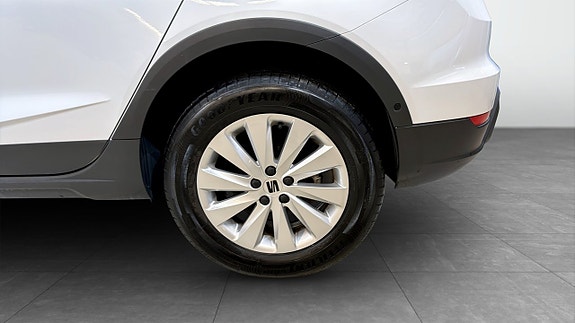 Seat Arona 6 of 17