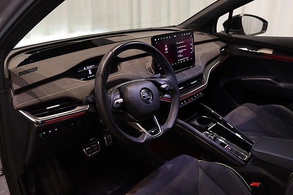 Skoda Enyaq RS 12 of 27
