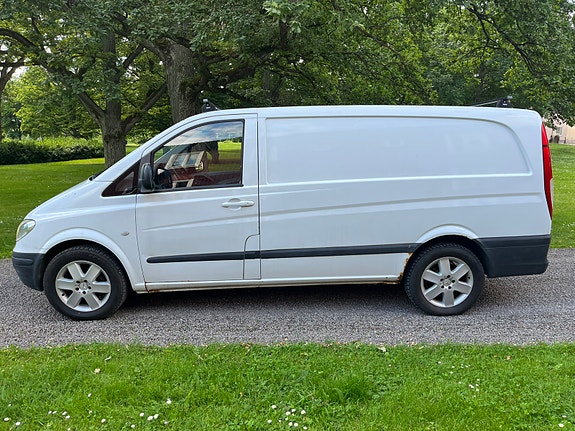 Mercedes-Benz Vito 109 6 of 13