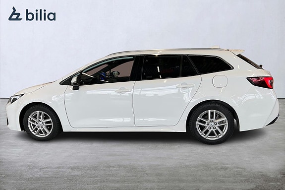 Toyota Corolla 3 of 24