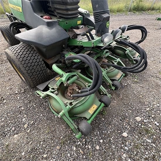 John Deere 8800 Terrain Cut - Video 23 of 26