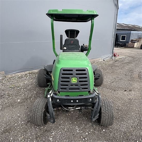 John Deere 8800 Terrain Cut - Video 10 of 23