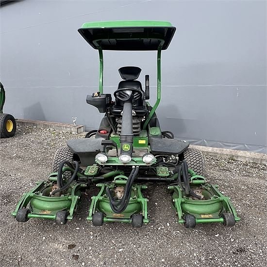John Deere 8800 Terrain Cut - Video 6 of 23